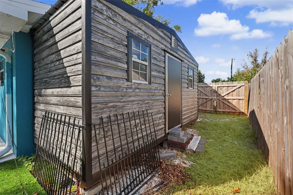 986 Lexington Drive Dunedin FL 34698