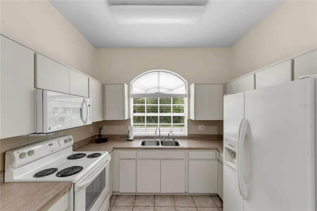 7816 Marigold Avenue Tampa FL 33614