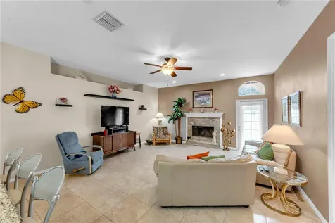 7816 Marigold Avenue Tampa FL 33614