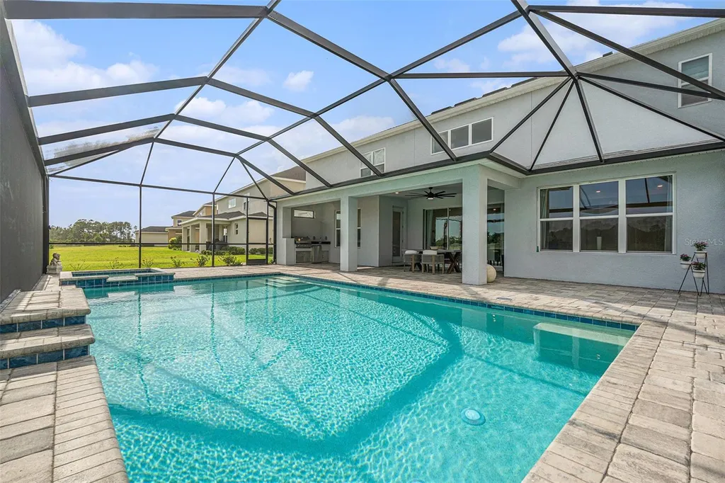 33774 Castaway Loop Wesley Chapel FL 33543