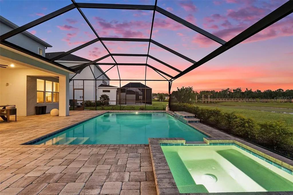 33774 Castaway Loop Wesley Chapel FL 33543