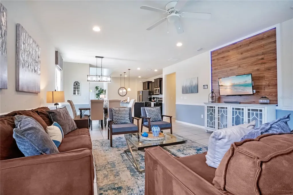 8936 Prague Way Kissimmee FL 34747