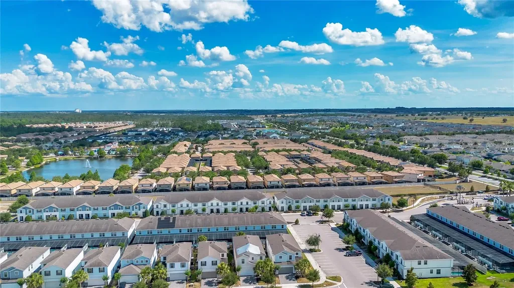 8936 Prague Way Kissimmee FL 34747