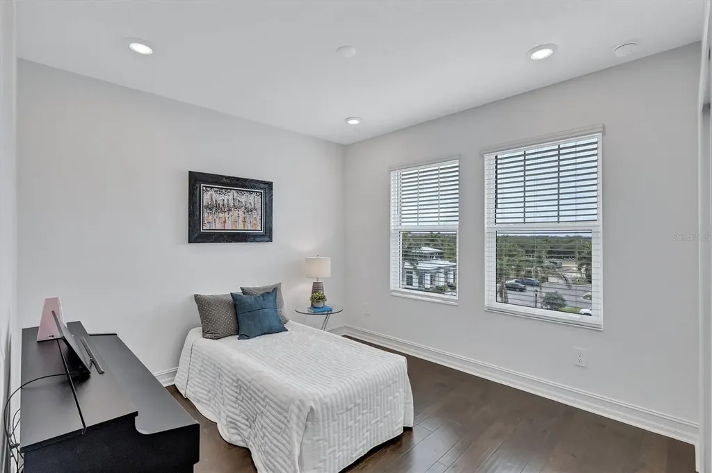 3027 Bermuda Sloop Circle Ruskin FL 33570