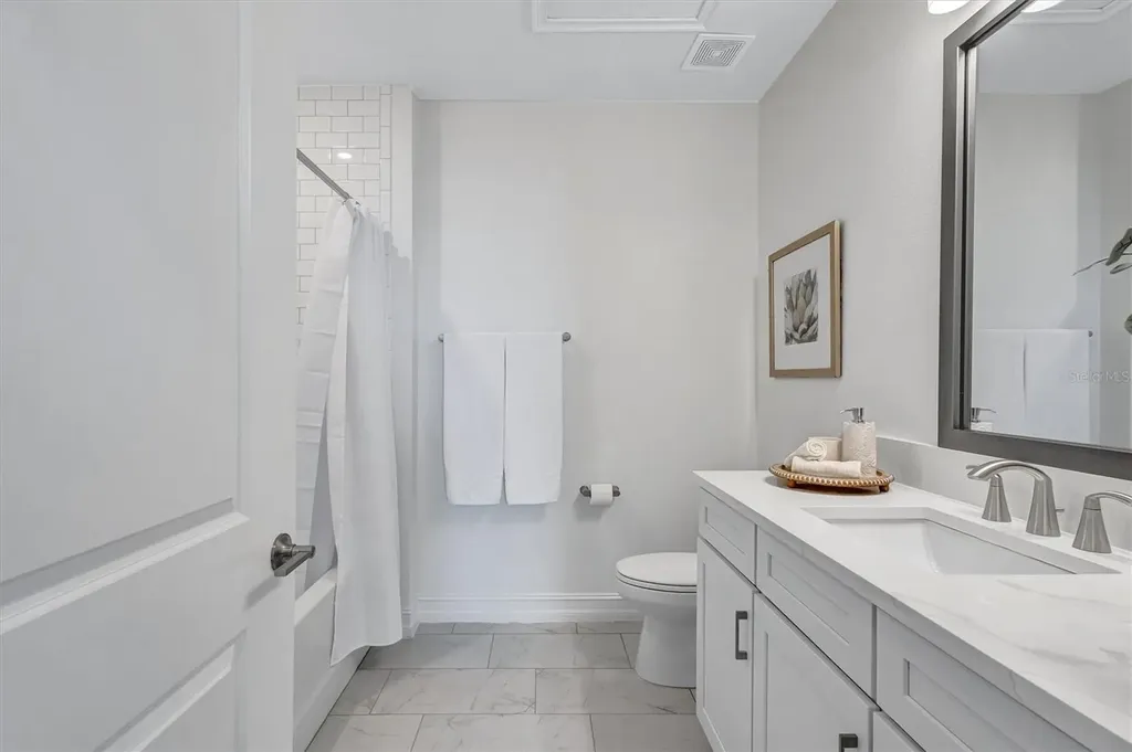 3027 Bermuda Sloop Circle Ruskin FL 33570
