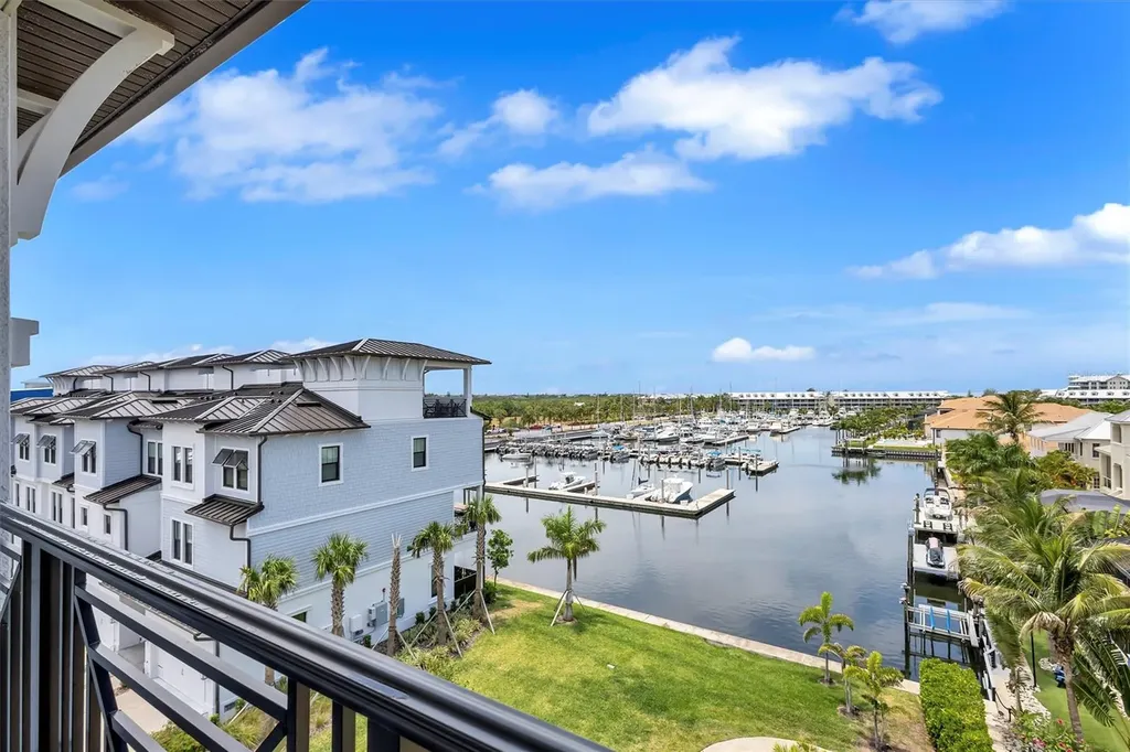 3027 Bermuda Sloop Circle Ruskin FL 33570