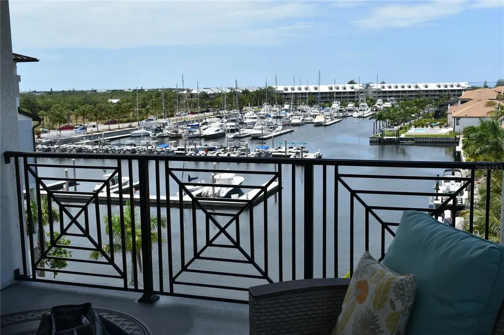 3027 Bermuda Sloop Circle Ruskin FL 33570