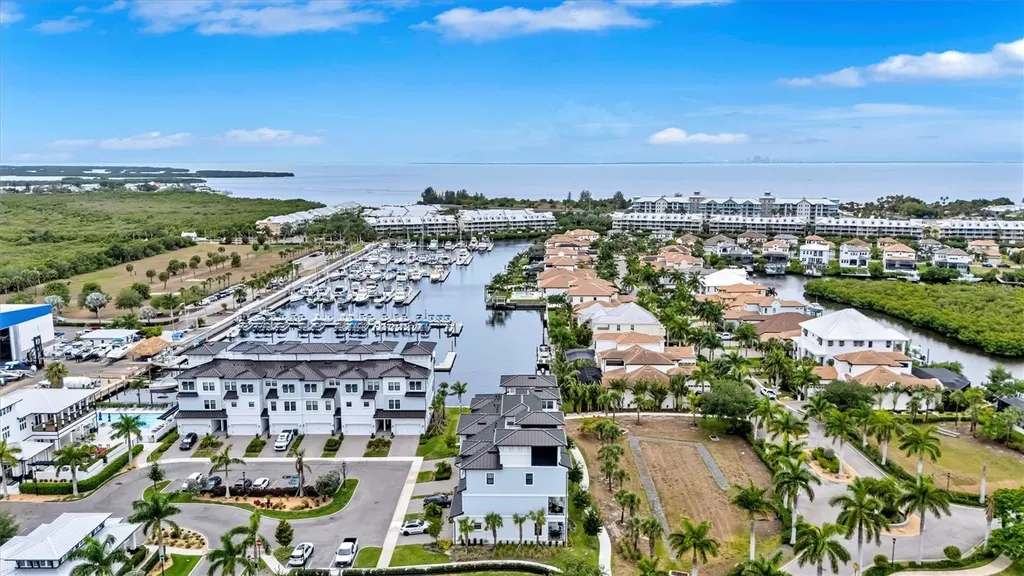 3027 Bermuda Sloop Circle Ruskin FL 33570