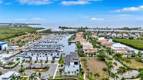 3027 Bermuda Sloop Circle Ruskin FL 33570