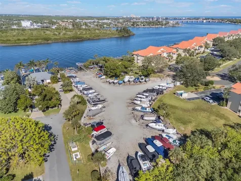 426 Bouchelle Drive New Smyrna Beach FL 32169