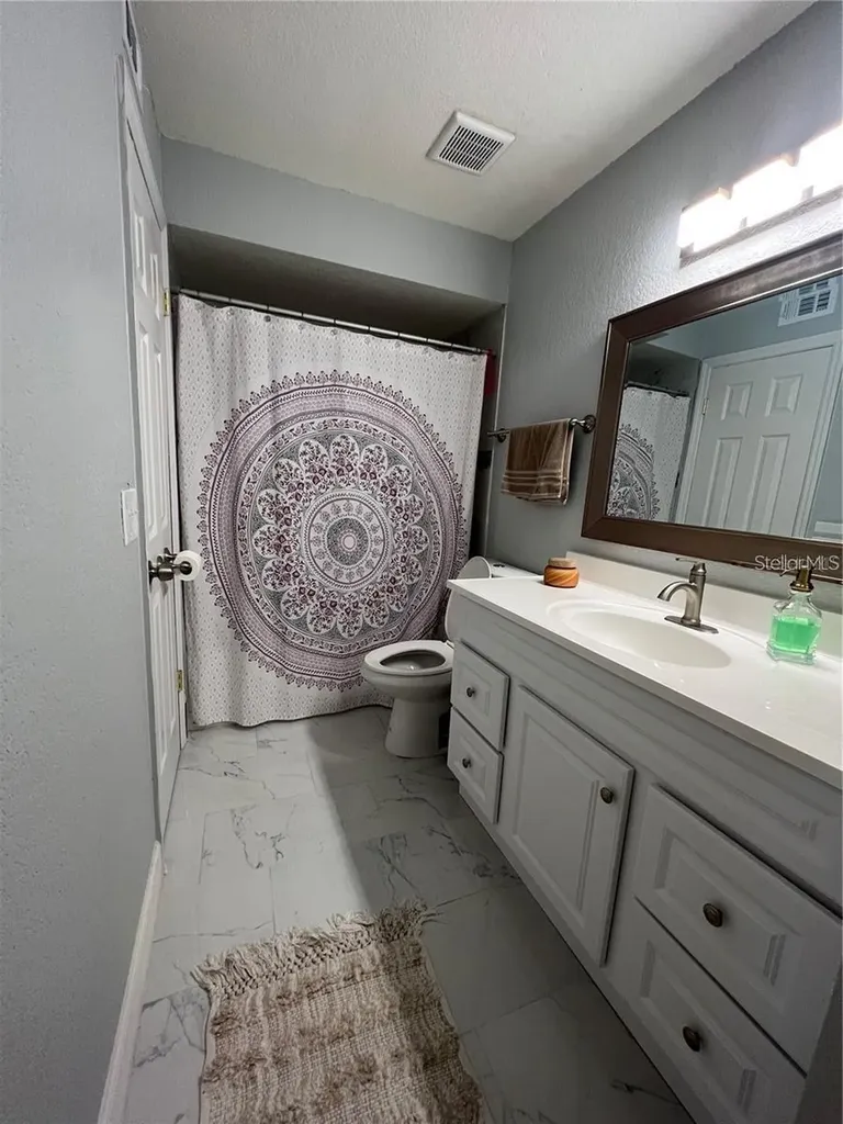 5168 Conroy Road Orlando FL 32811