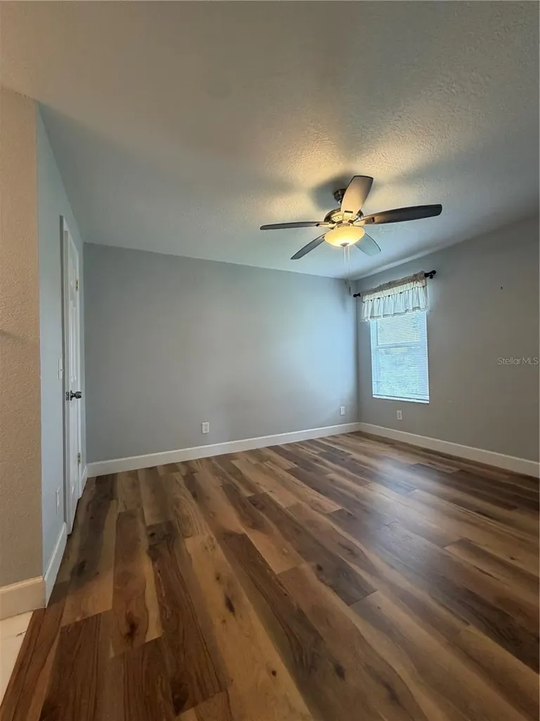5168 Conroy Road Orlando FL 32811