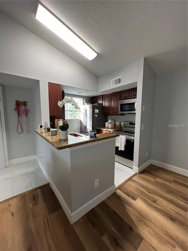 5168 Conroy Road Orlando FL 32811