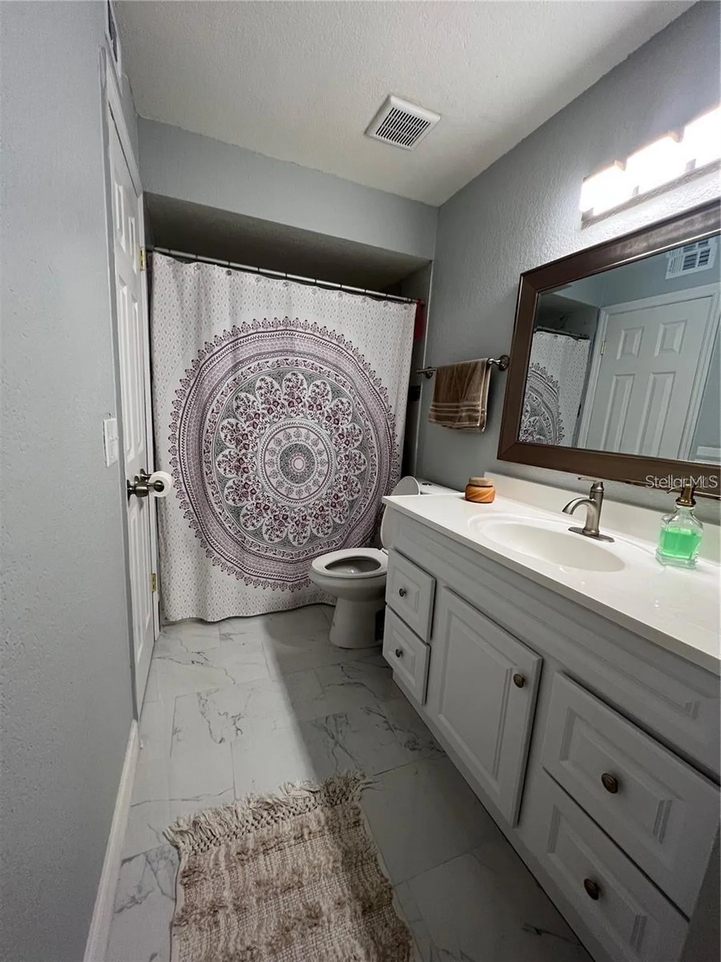 5168 Conroy Road Orlando FL 32811