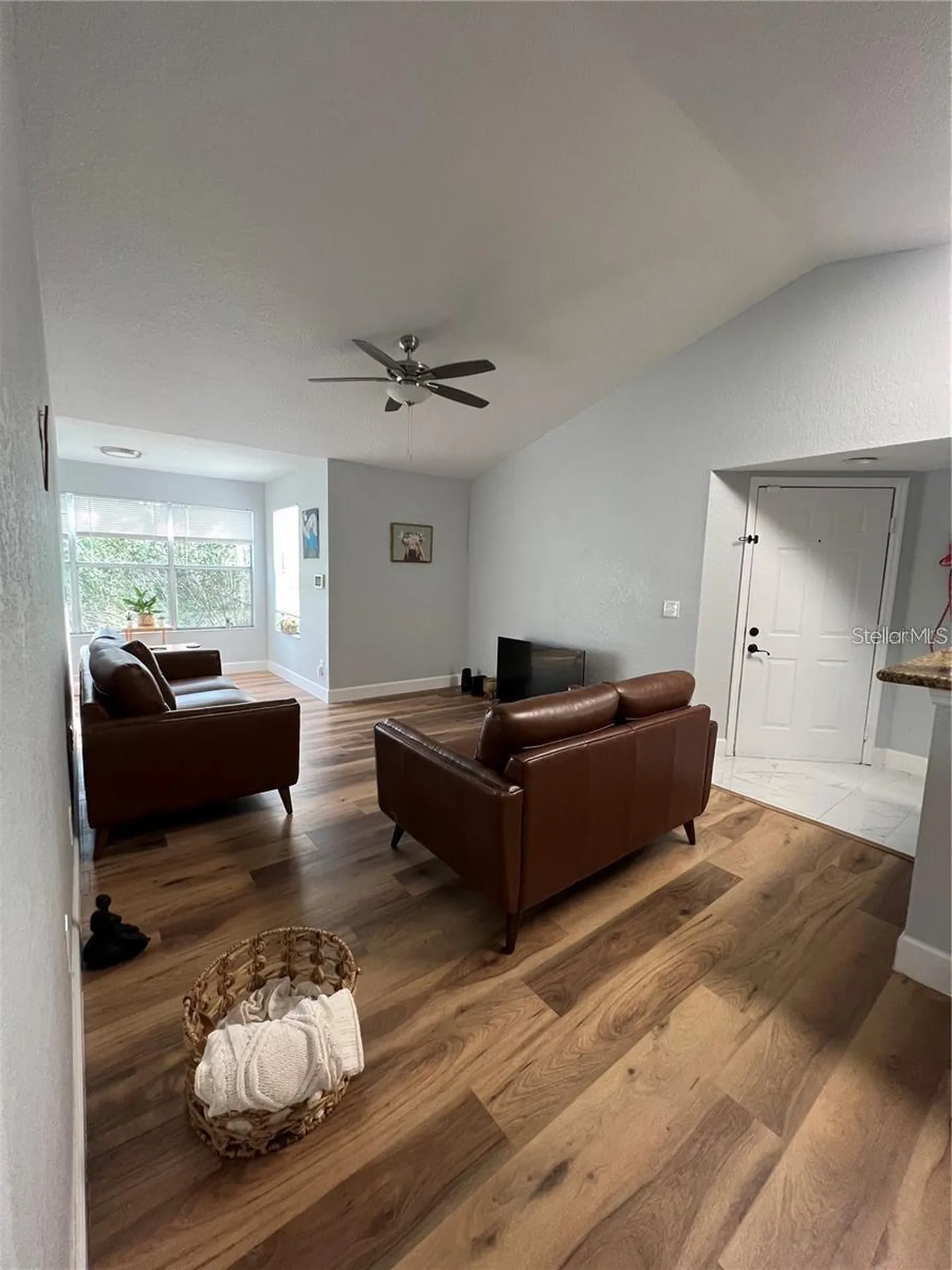 5168 Conroy Road Orlando FL 32811