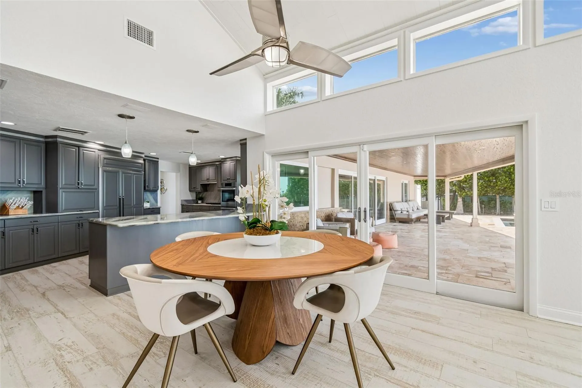 2038 Carolina Avenue NE St Petersburg FL 33703