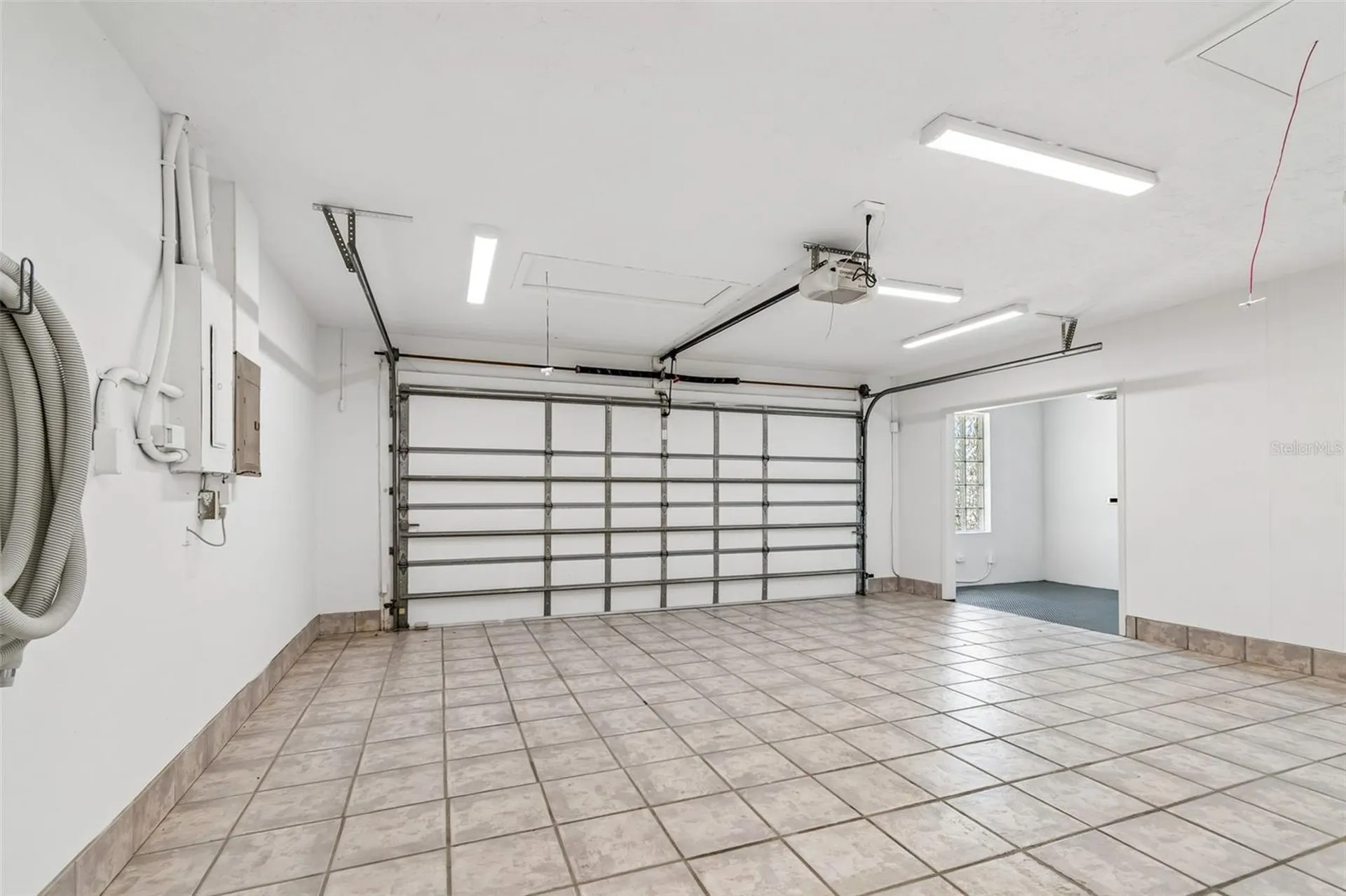 2038 Carolina Avenue NE St Petersburg FL 33703
