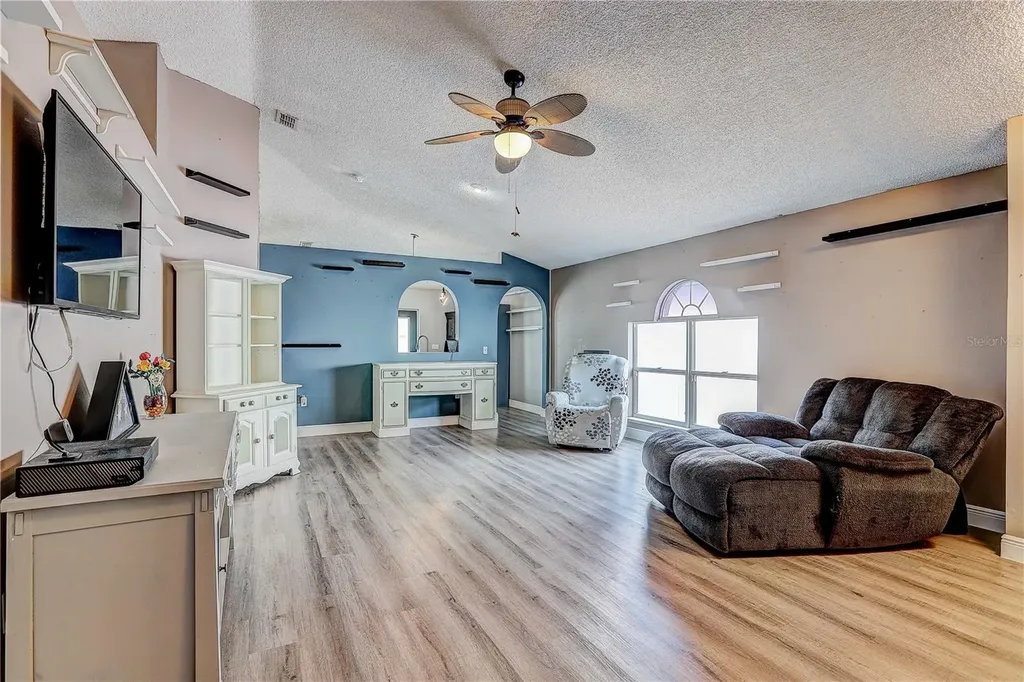 30257 Birdhouse Drive Wesley Chapel FL 33545