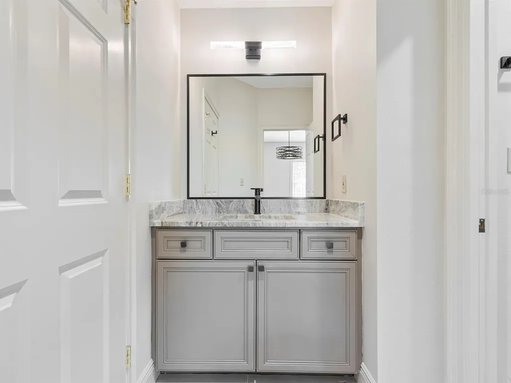 1223 Country Club Oaks Circle Orlando FL 32804