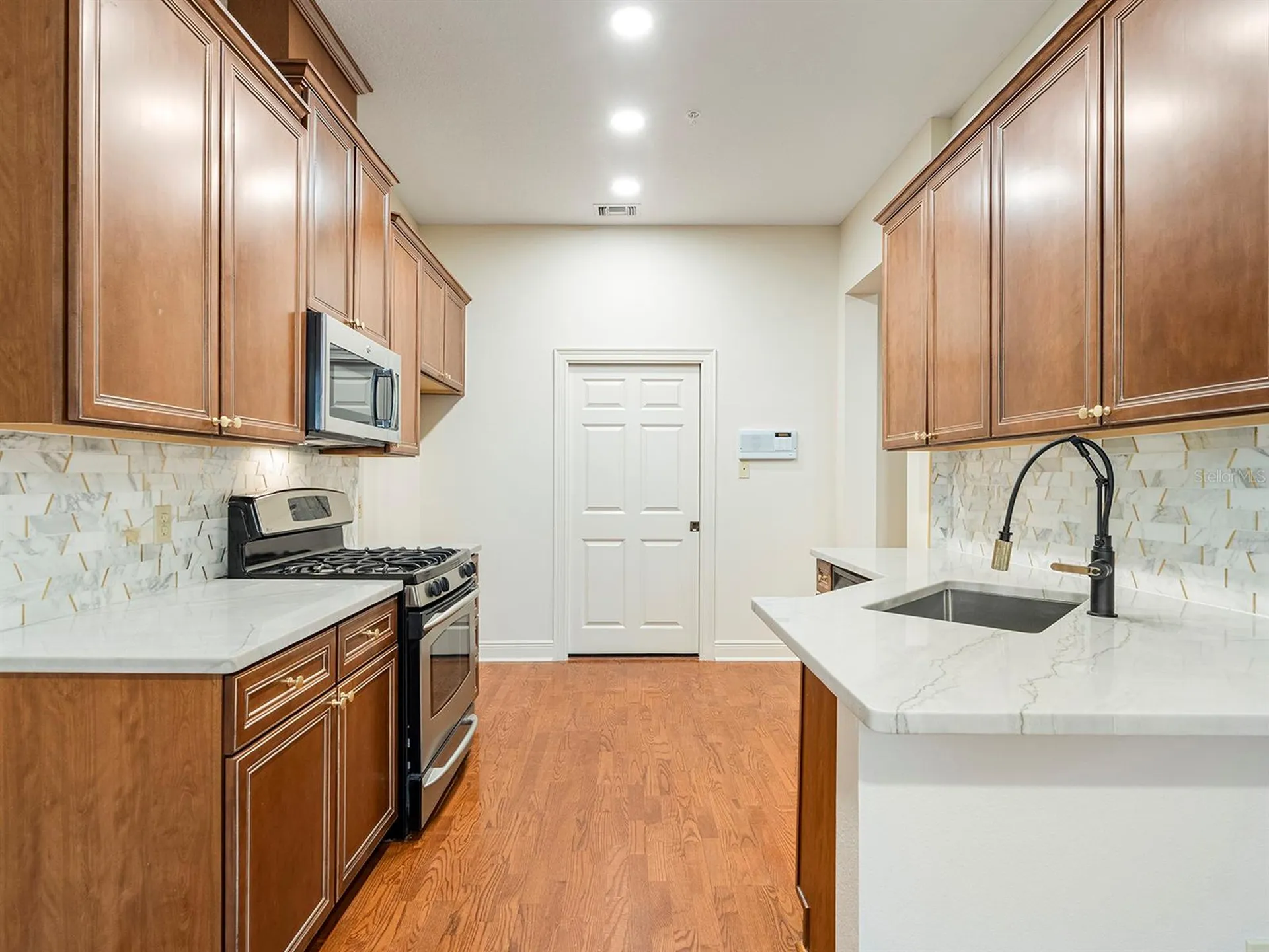 1223 Country Club Oaks Circle Orlando FL 32804