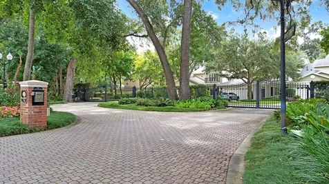 1223 Country Club Oaks Circle Orlando FL 32804