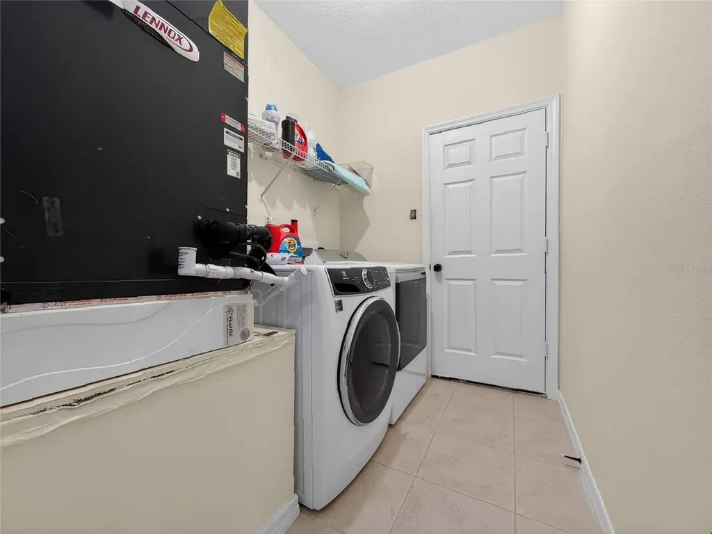 25143 Chipshot Court Sorrento FL 32776
