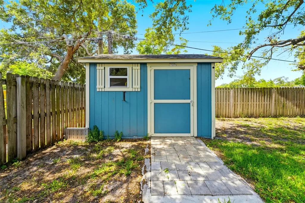 8450 56th Street N Pinellas Park FL 33781