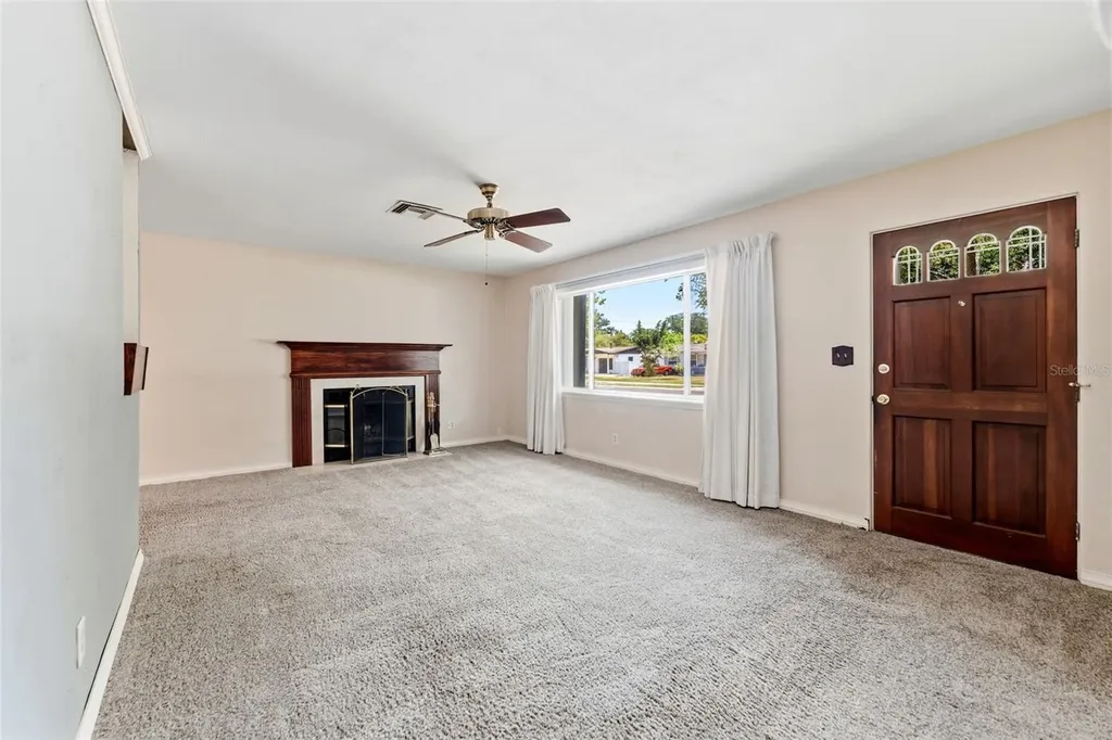 8450 56th Street N Pinellas Park FL 33781