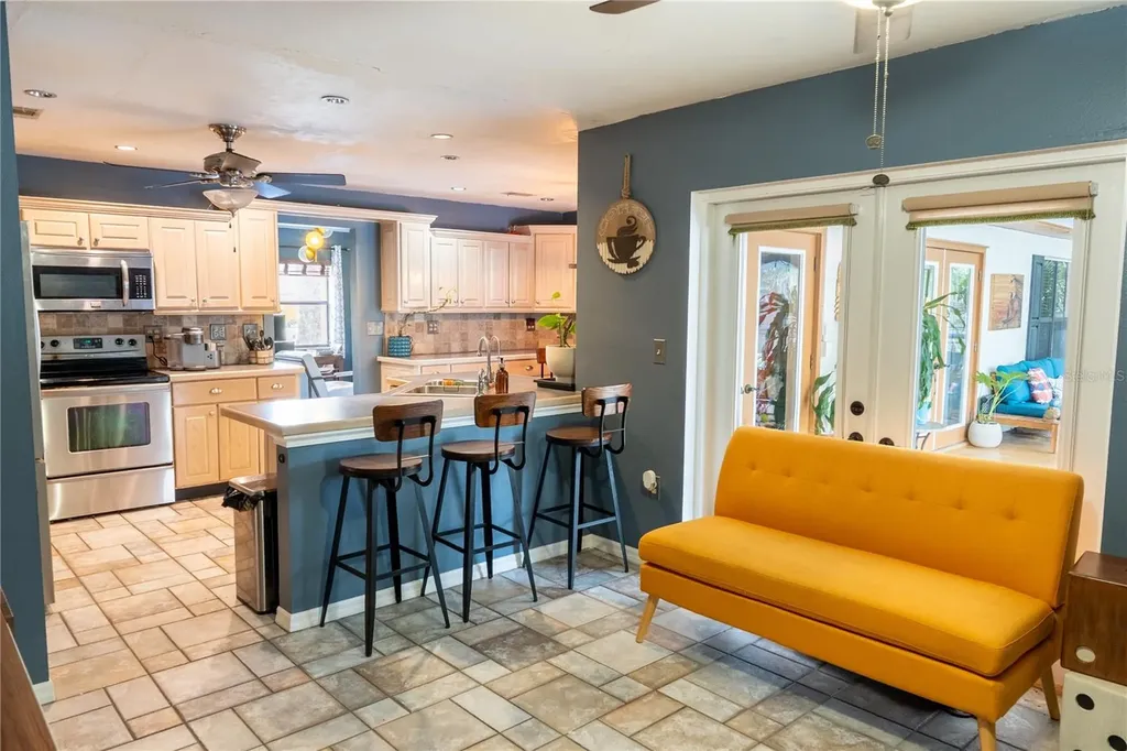 720 Tahiti Drive Kissimmee FL 34758