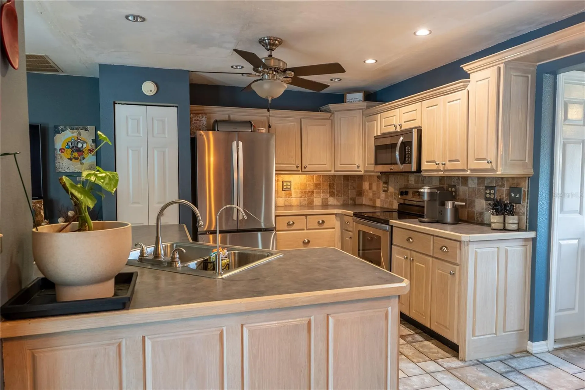 720 Tahiti Drive Kissimmee FL 34758