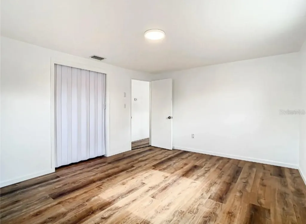4731 Phoenix Avenue Holiday FL 34690