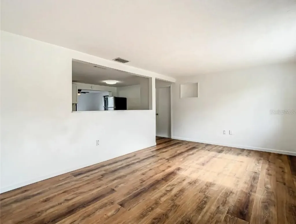 4731 Phoenix Avenue Holiday FL 34690