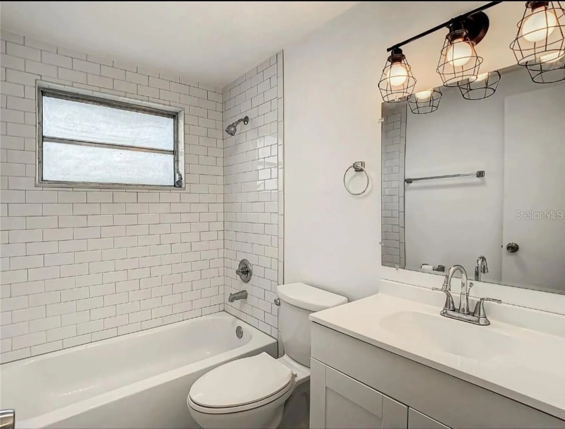 4731 Phoenix Avenue Holiday FL 34690