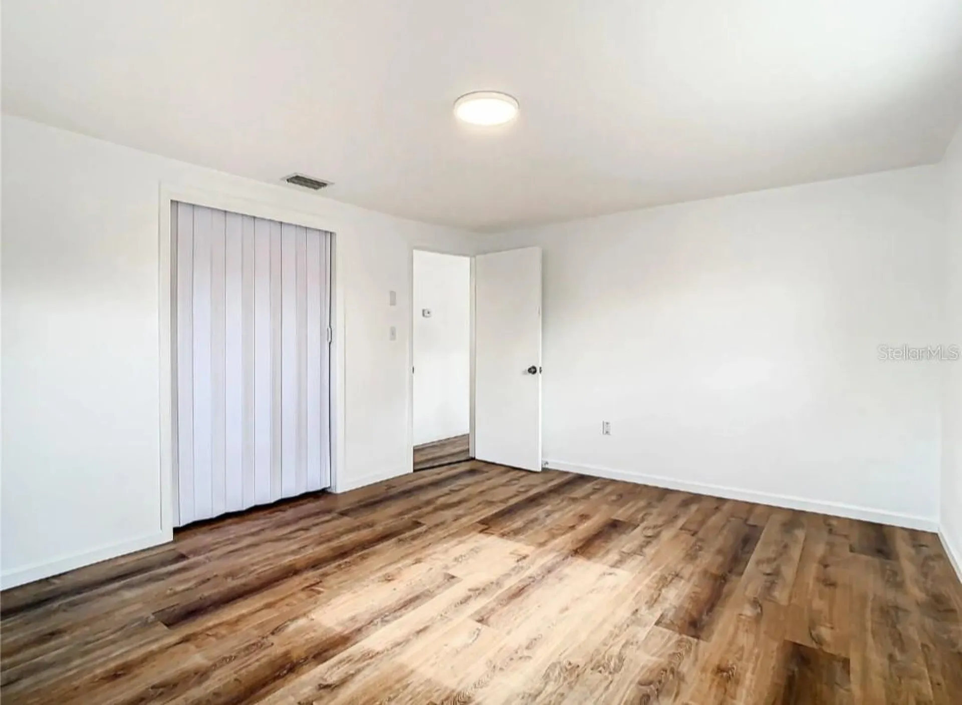 4731 Phoenix Avenue Holiday FL 34690