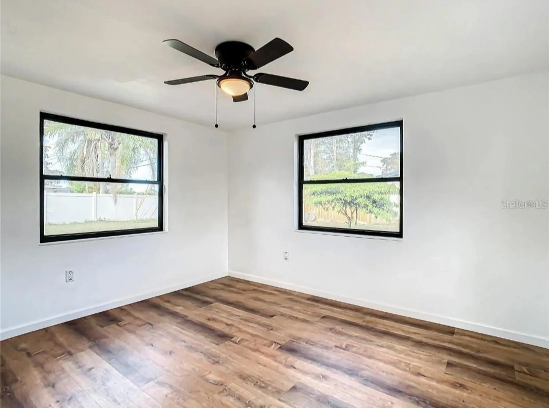4731 Phoenix Avenue Holiday FL 34690