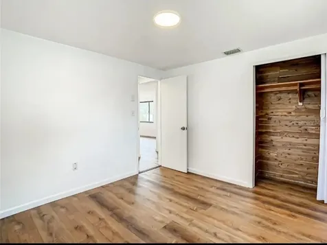 4731 Phoenix Avenue Holiday FL 34690