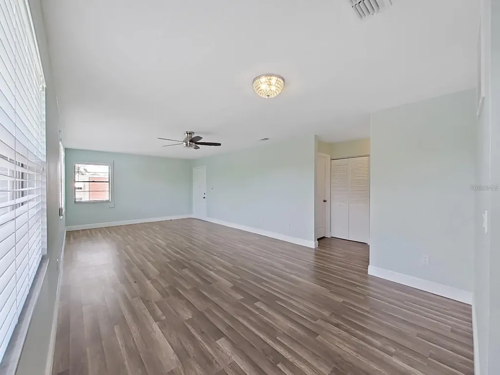 5973 Terrace Park Drive N St Petersburg FL 33709