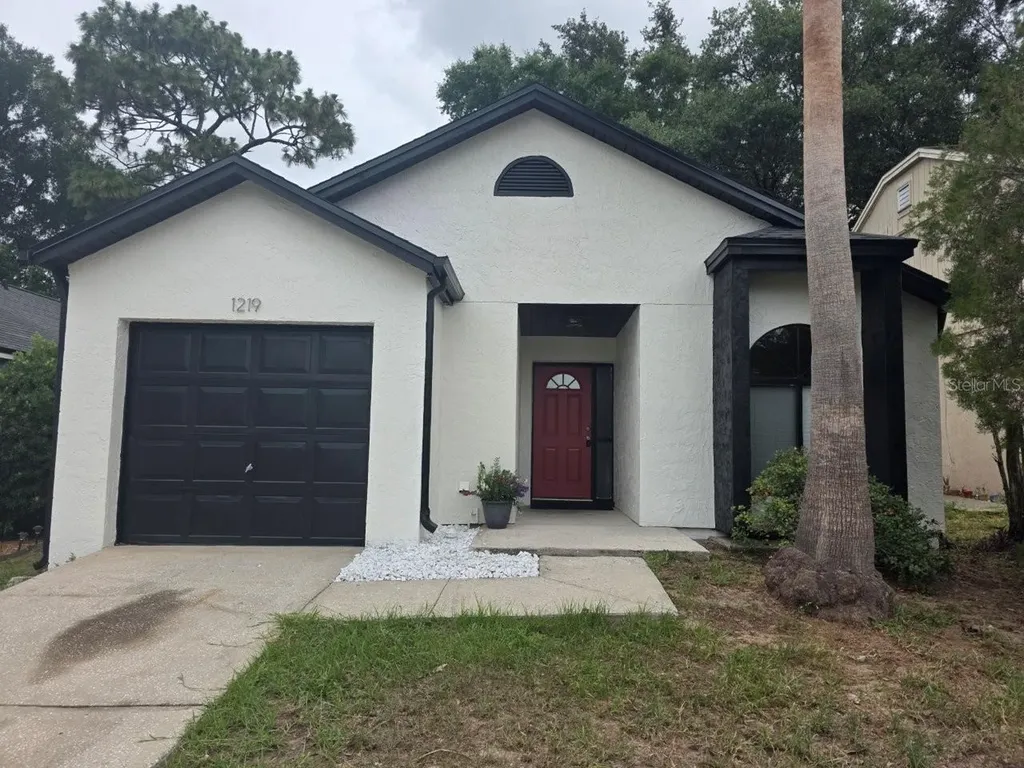 1219 Pin Oak Drive Apopka FL 32703
