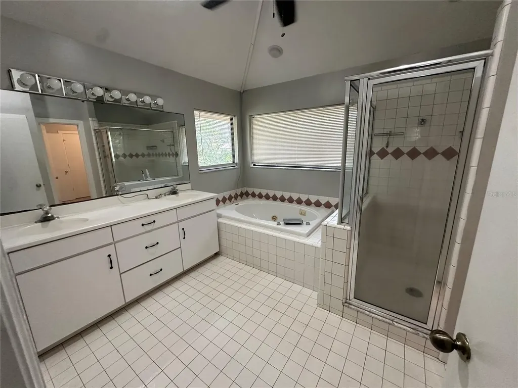 4722 SW 88th Drive Gainesville FL 32608