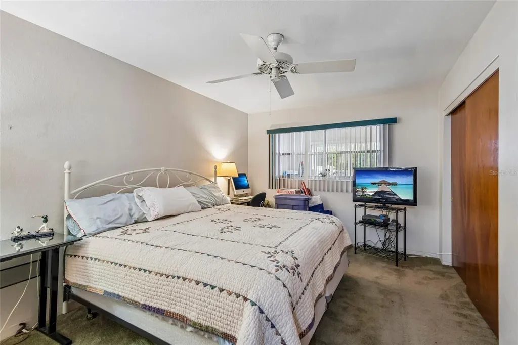 5924 5th Avenue N St Petersburg FL 33710