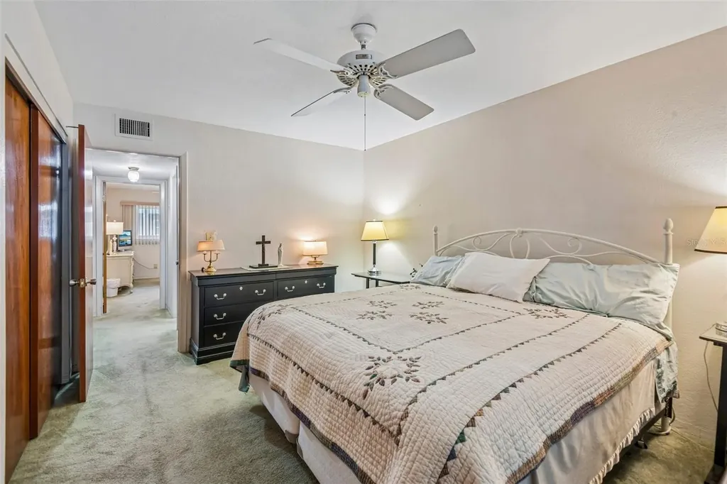 5924 5th Avenue N St Petersburg FL 33710