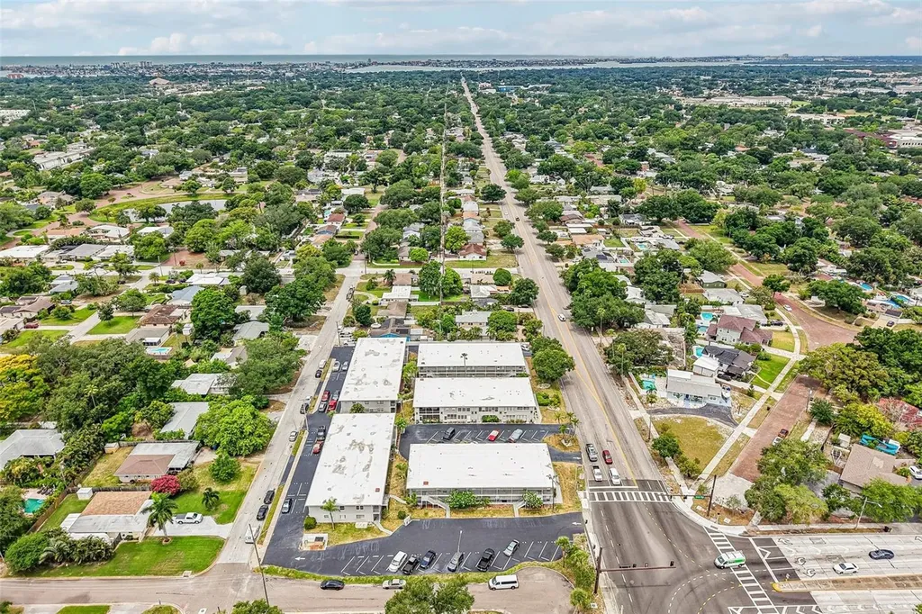 5924 5th Avenue N St Petersburg FL 33710