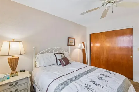 5924 5th Avenue N St Petersburg FL 33710