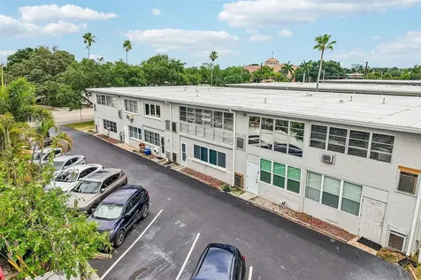 5924 5th Avenue N St Petersburg FL 33710