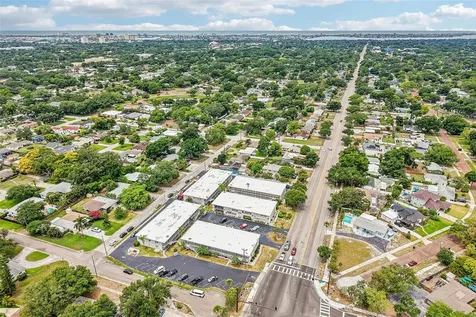 5924 5th Avenue N St Petersburg FL 33710