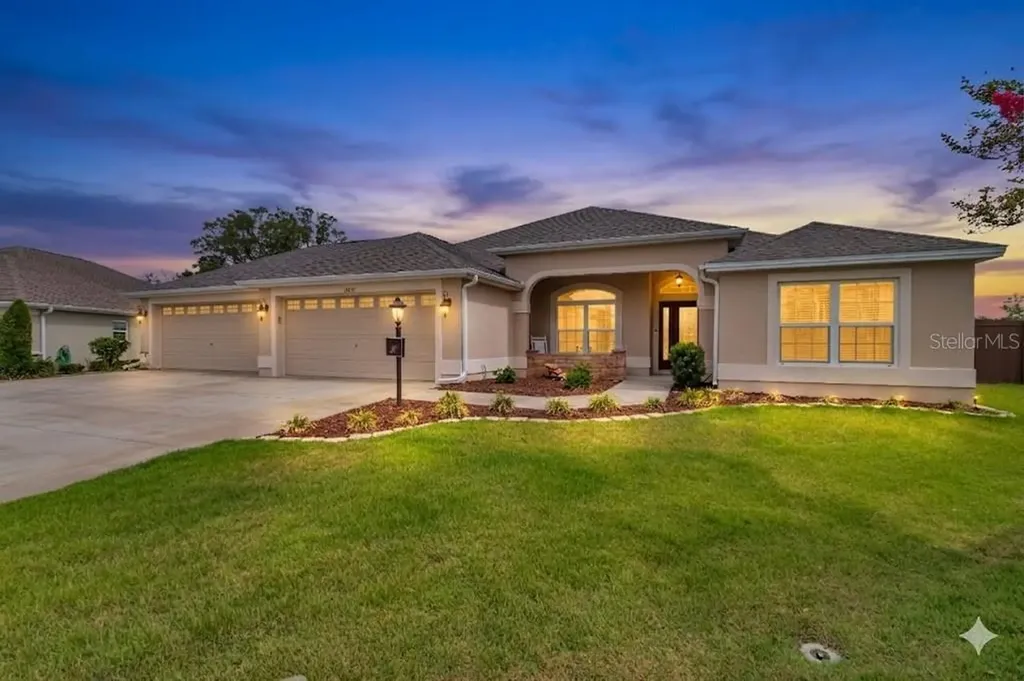 11415 Zimmerman Path Oxford FL 34484