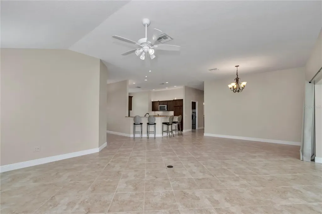 11415 Zimmerman Path Oxford FL 34484