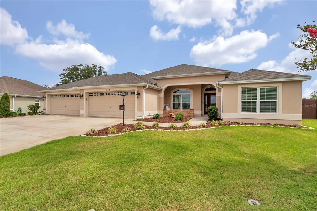 11415 Zimmerman Path Oxford FL 34484