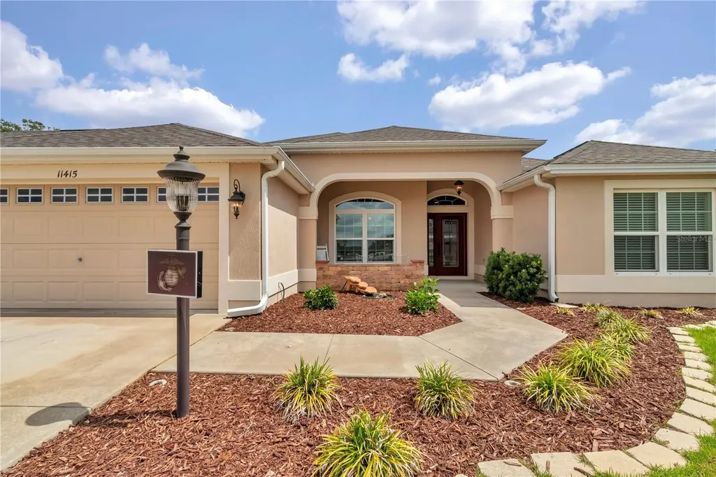 11415 Zimmerman Path Oxford FL 34484