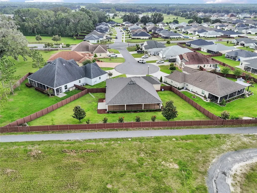 11415 Zimmerman Path Oxford FL 34484